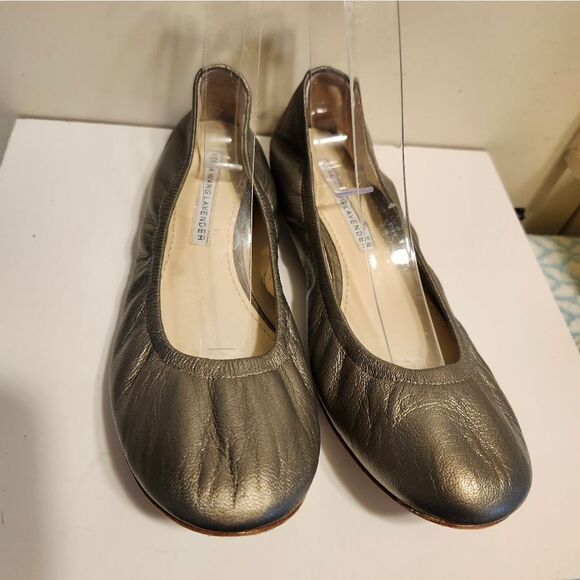 Vera Wang Lavender "Lillian" Pewter Leather Ballet Flats Sz.6 Ret.$225 - Picture 4 of 9